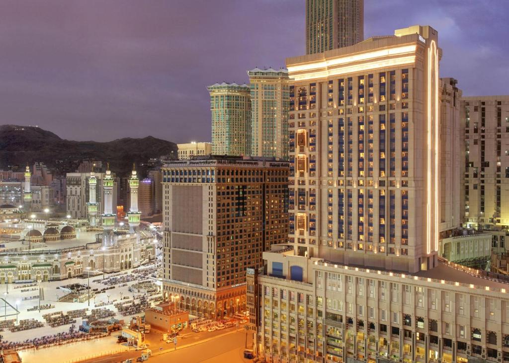 Hilton-Suites-Makkah-Kapak-1